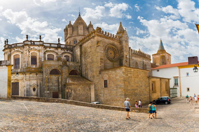 Wine Tasting in Evora Private Tour