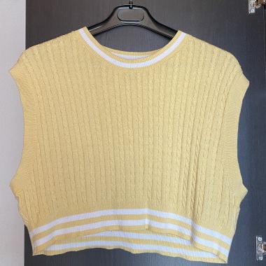 Sweater vest pastel gelb