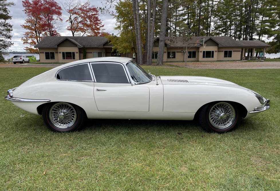 1966 jaguar xke 42 fixed coupe vehicle history image 2