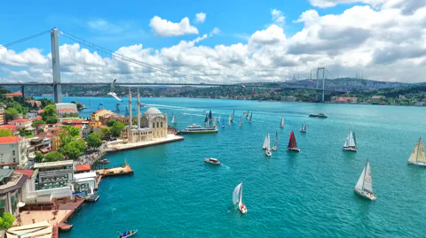 Bosphorus Highlights Cruise with Hotel Pickup & Audio Guide