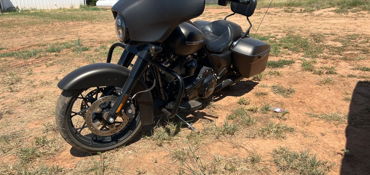 2020 HARLEY-DAVIDSON STREET GLIDE SPECIAL motorcycle for rent near Guthrie, OK