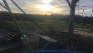 querfeldein hochseilgarten sonne und wolken