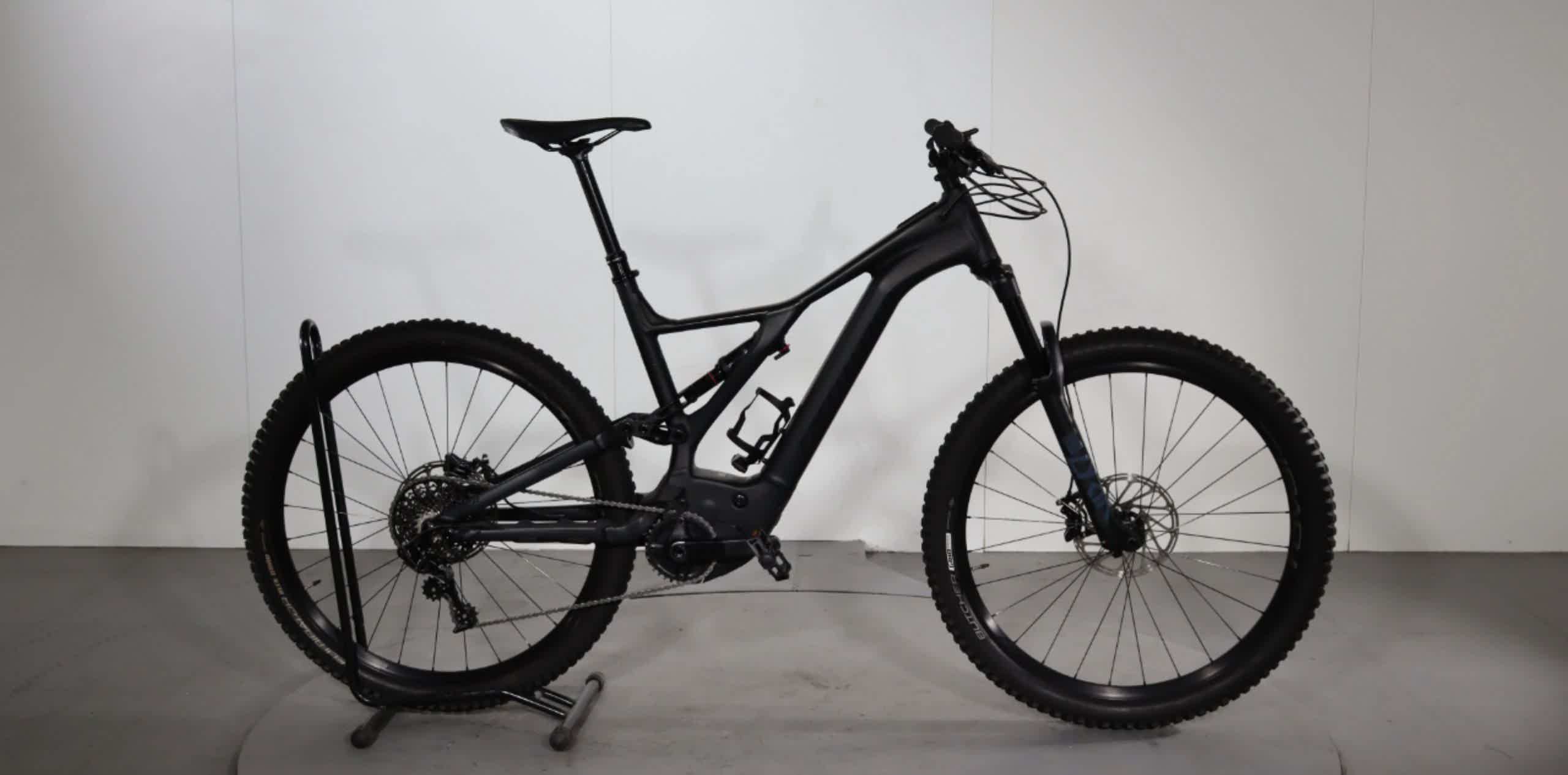 bicicleta eléctrica de montaña pinarello doble suspension