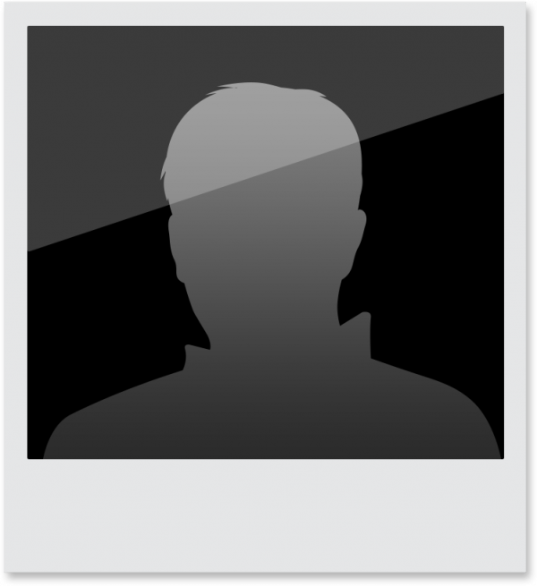 Силуэт человека в рамке фотографии сделанной поларойдом в формате psd (послойное изображение)