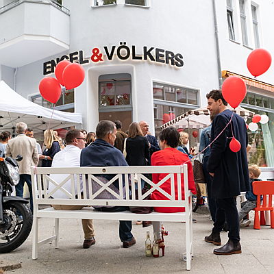  Berlin
- Engel & Völkers Friedenau Shoperöffnung