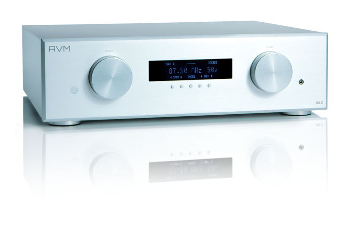 AVM AUDIO GERMANY A5.2 STEREO INTEGRATED AWARD WINNING