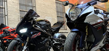 2022 BMW S 1000 RR motorcycle for rent near Farmers Branch, TX