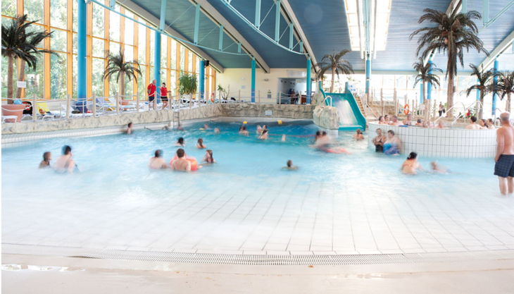 bg wonnemar liebenwerda wellenbecken