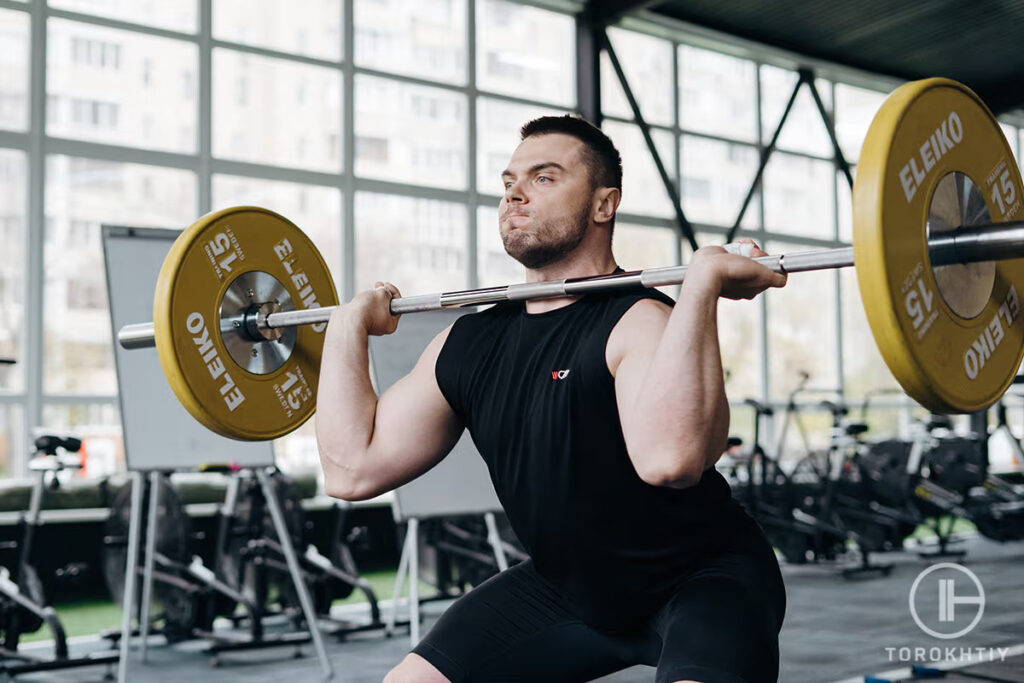 performing power clean