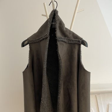 Gilet en mouton gris