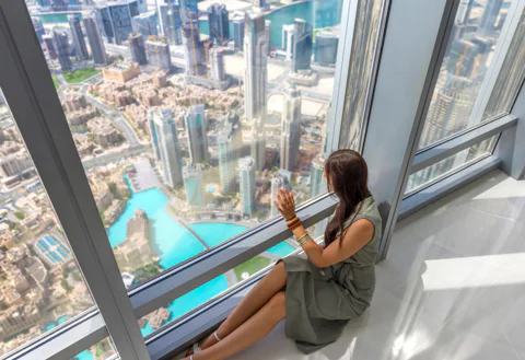 Burj Khalifa fast-track tickets: levels 124, 125 and 148