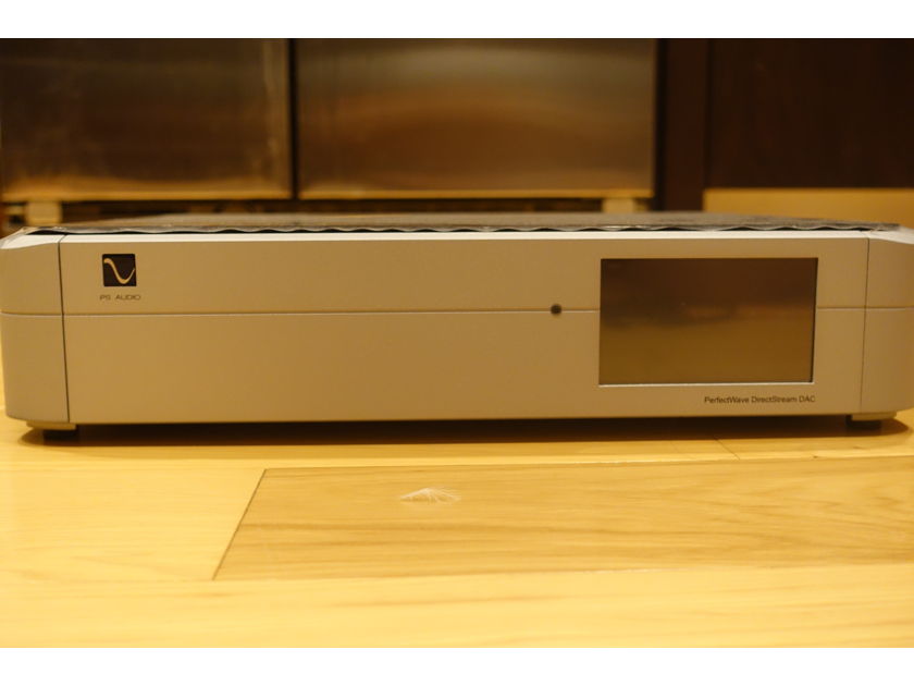 PS Audio DirectStream DAC. Like New. Lowered Price, FREE GROUND SHIPPING! Accept Offers