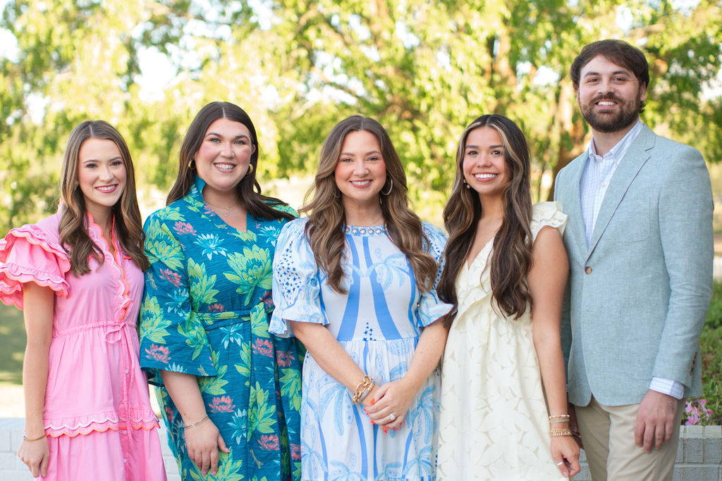 Meet our wonderful team at Only Options and R.L. Martin! Our team strives to serve the Valdosta community with the best customer service and experience possible! We can't wait to see you at 2250 Country Club Road.