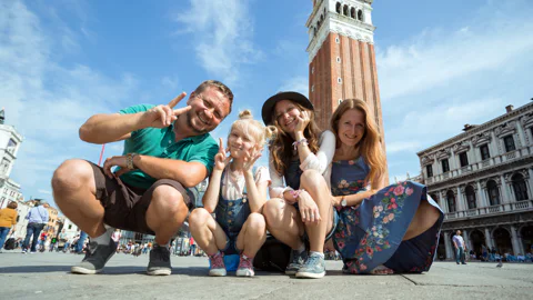 Family-friendly Treasure Hunt Photos Tour for Kids in Venice