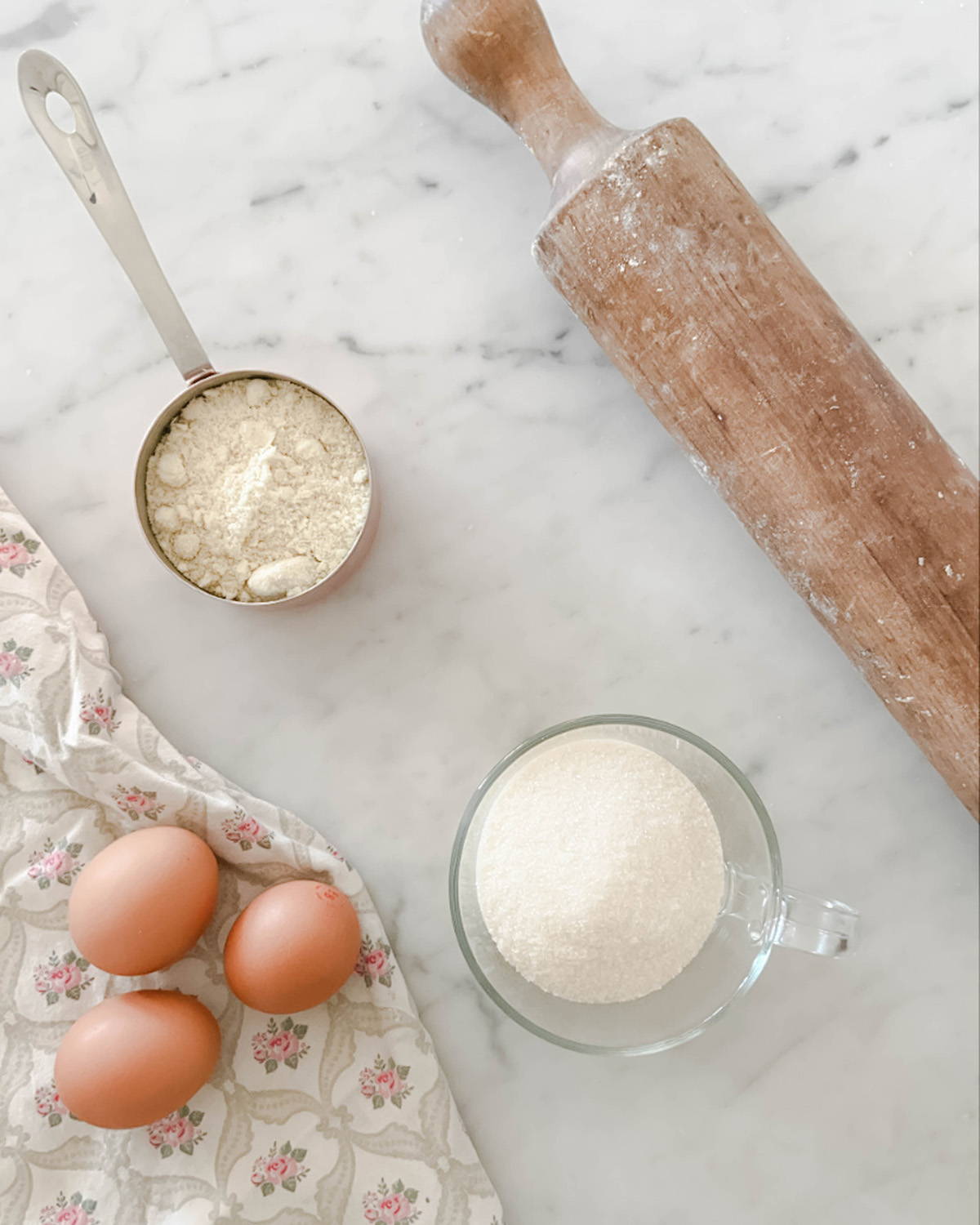 REFINED I Mobile Presets: Rolling Pin and Baking Ingredients
