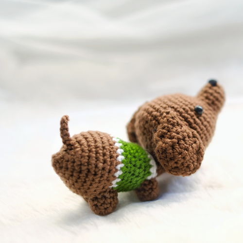 Pebbles de Teckel Hond - Amigurumi Haakpatroon [Engels PDF]