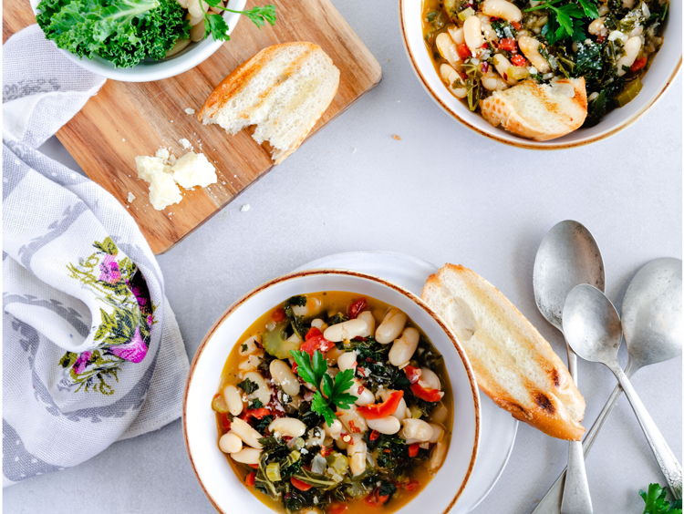 Photo of Vegetarian Tuscan White Bean Soup 4SVGS (LUNCH/DINNER)