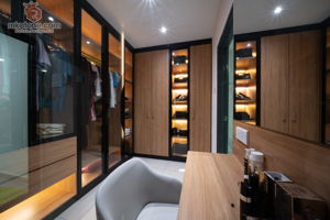 red-land-interior-modern-malaysia-kedah-walk-in-wardrobe-interior-design
