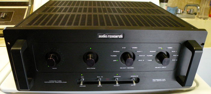 AUDIO RESEARCH REFERENCE 1 TUBE PREAMPLIFIER