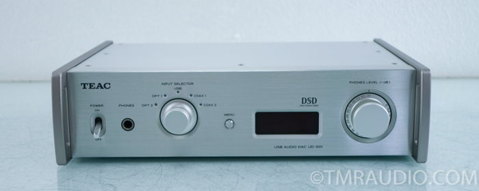 Teac  UD-501  DSD DAC / Headphone Amplifier (9579)