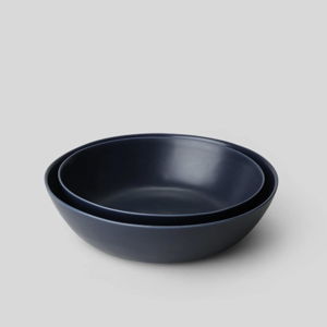 The Low Serving Bowls (Midnight Blue)
