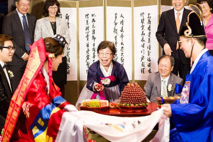 KOREAN TRADITIONAL PAEBAEK TEA CEREMONY FAMILY