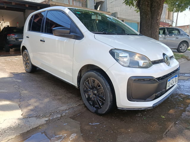 Volkswagen up! Take AA 2019