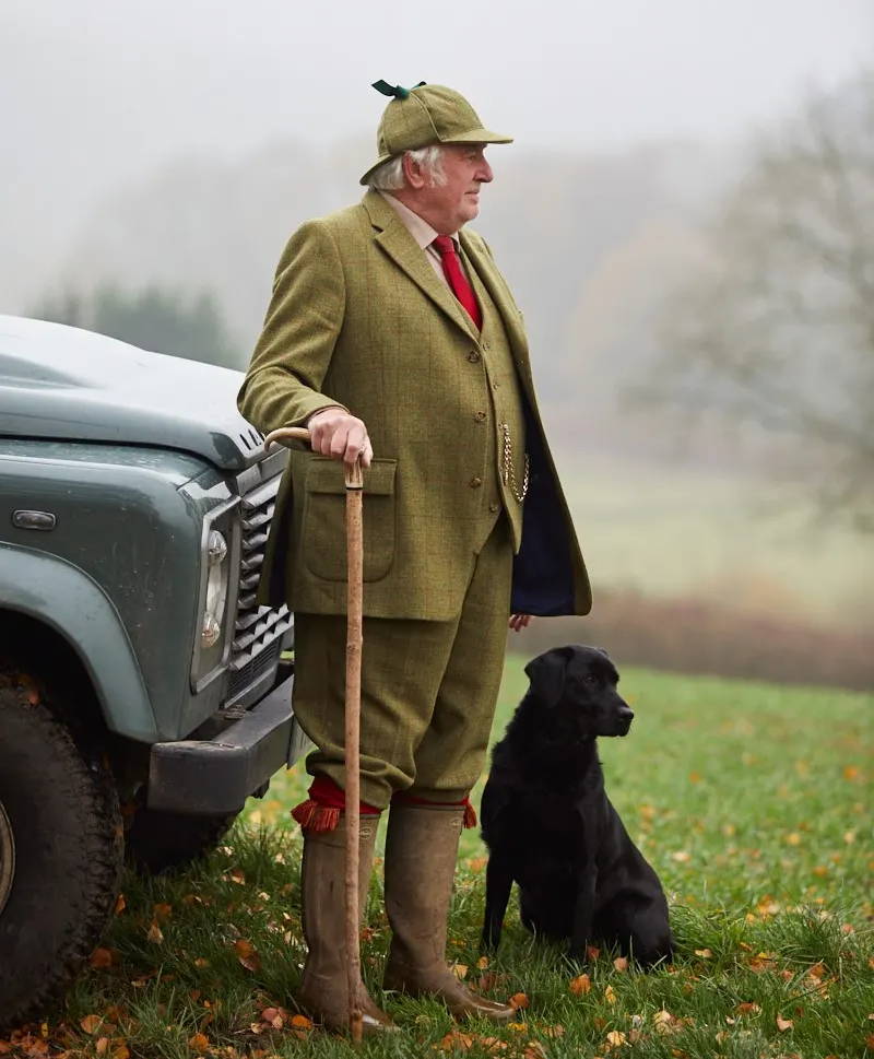 Country suit, breeks, land rover, bespoke, country photo, estate, tweed