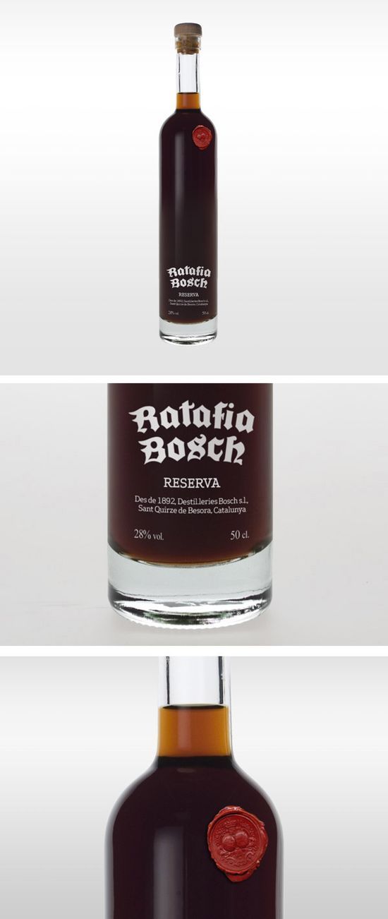 Ratafia_bottle