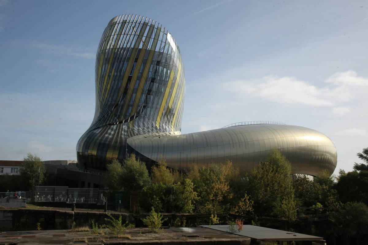 La Cité du Vin à Bordeaux, musée interactif dédié à la culture du vin
