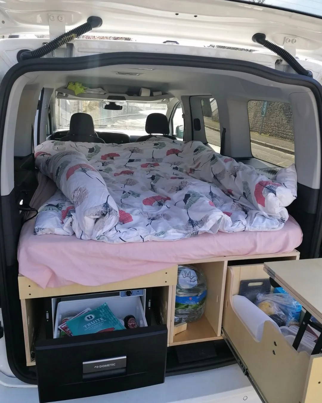 ford transit connect aménagé