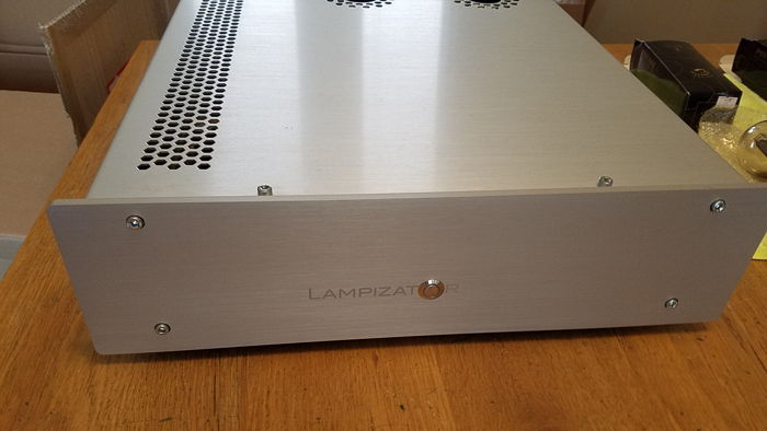 front of Lite 7 DAC