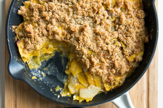 Gratin de courge, crumble au parmesan