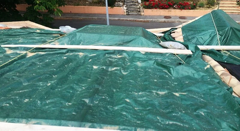 Rénovation d’une toiture avec bâchage et pose d’une couverture en PST à Grasse — photo 11 sur 13 — CEG TOITURE