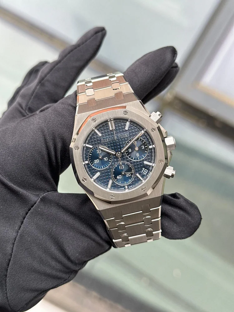 Full set unworn 2025