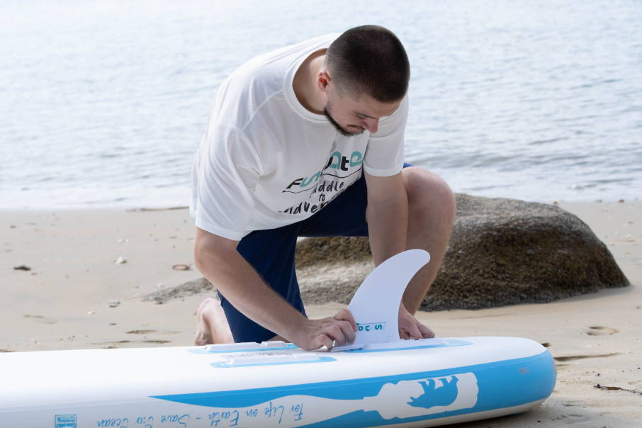 Funwater inflatable paddle board for beginners