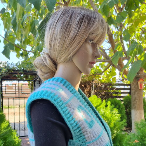 Crochet Vest with granny squares