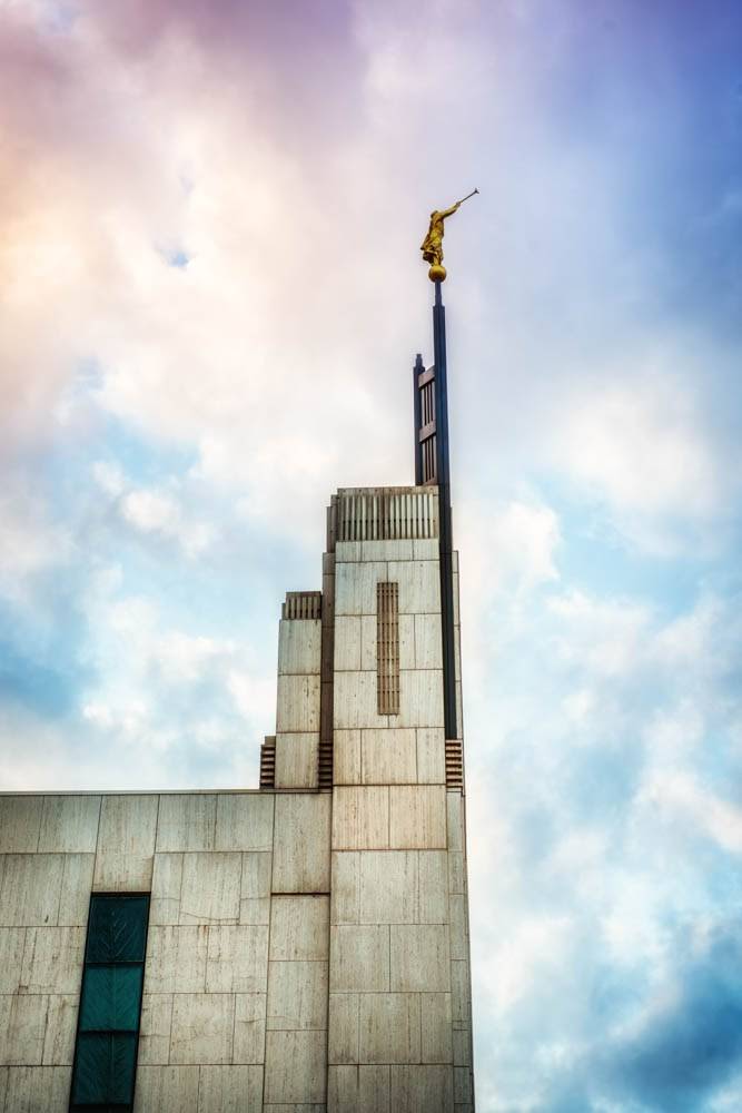 LDS art photo of the Manhattan New York Temple spire.
