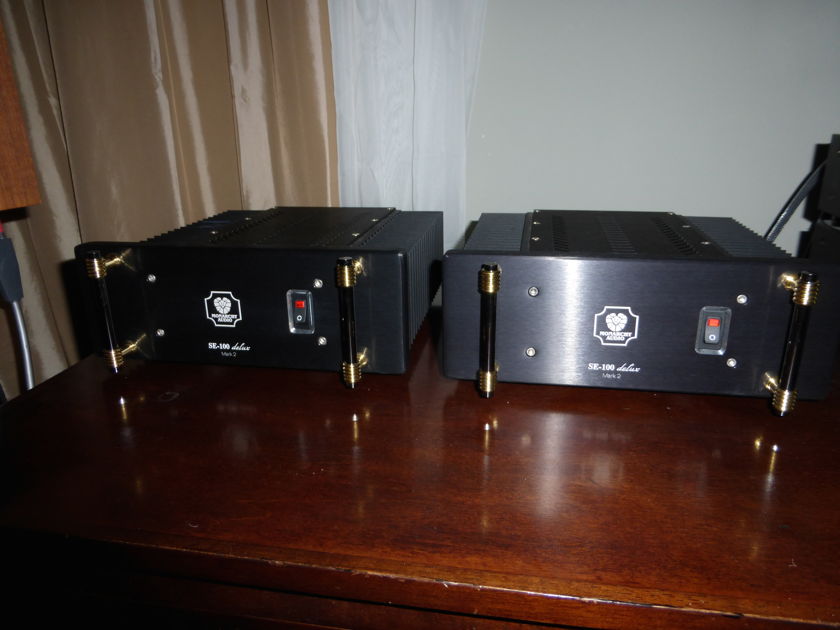 Monarchy Audio SE-100 dlx mkII Class A Monoblock Amplifiers