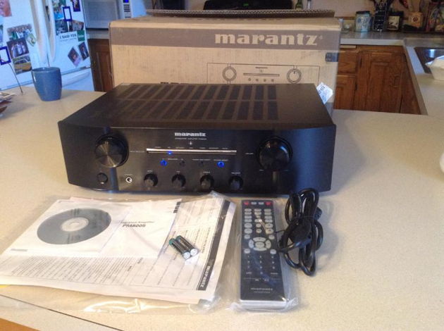 Marantz PM 8005 w phono  8 months old COMPLETE