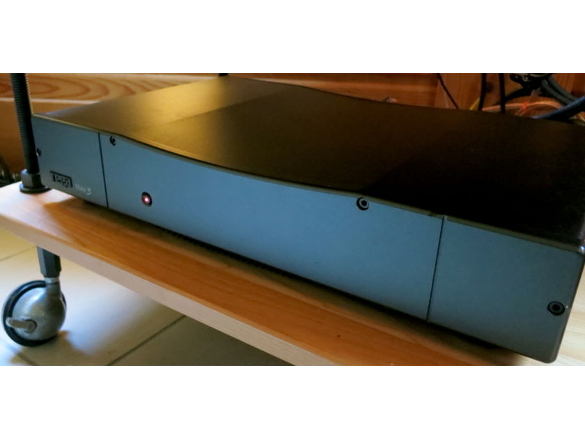 REGA AMPLIFIER MAIA 3 AMP 85 WATTS PER CHANNEL IN BLACK BEAUTIFUL CONDITION TRULY EXCELLENT! QUESTIONS?