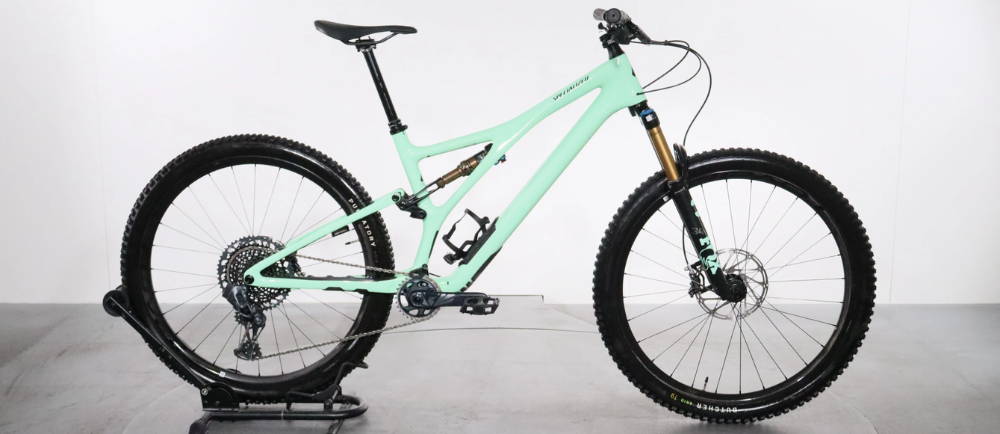 a Specialized Stumpjumper mountain bike
