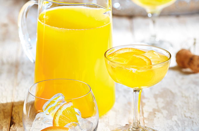 DRINKS AND COCKTAILS