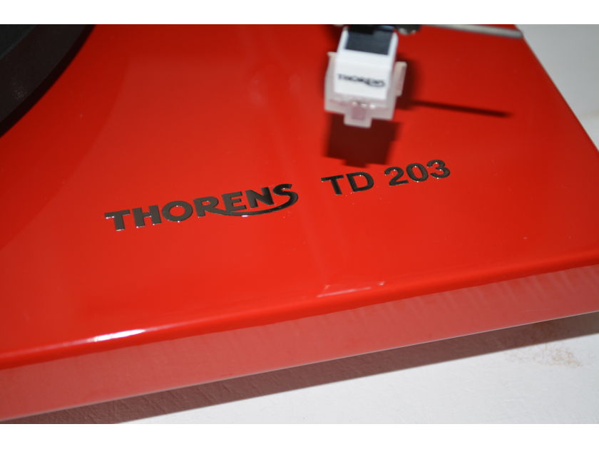 Thorens TD-203 Turntable Gloss Red - Spectacular condition (see pics)