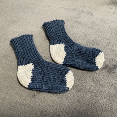 Baby Socken Hand gestrickt