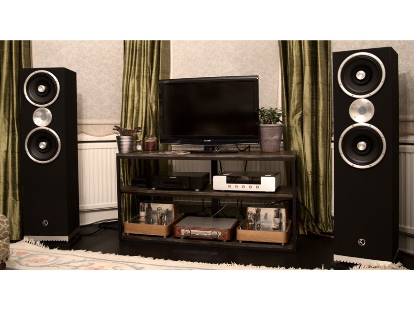 Zu Audio Definition MK IV speakers in matte black finish - UK Europe EU