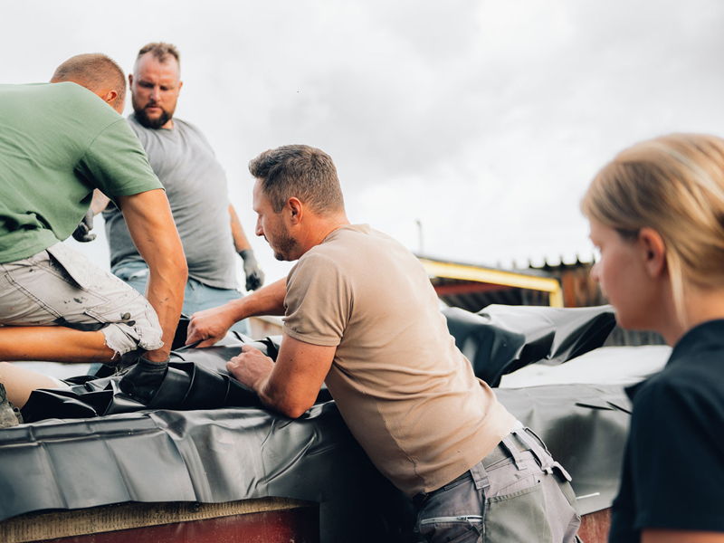 Construction and assembly of the biogas storage tanks at the customer's site