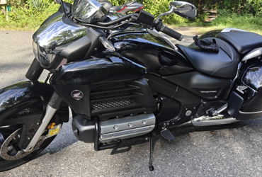 2014 HONDA GL1800C GOLD WING VALKYRIE motorcycle for rent near WOODBRIDGE, VA