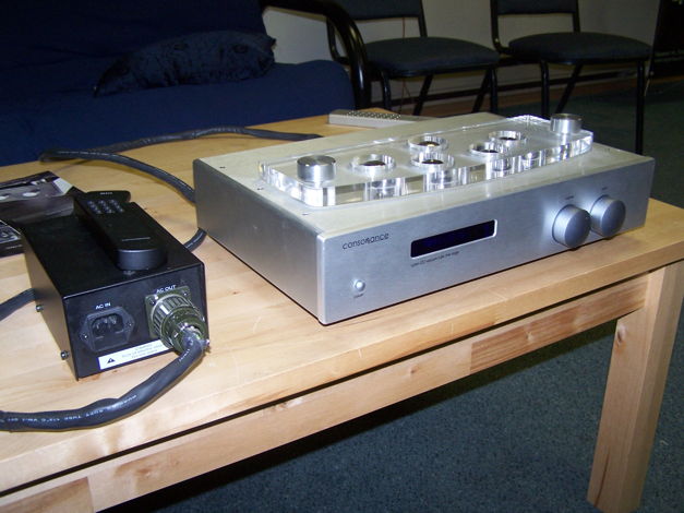 Consonance Cyber 222 tube pre-amp  with outboard power ...