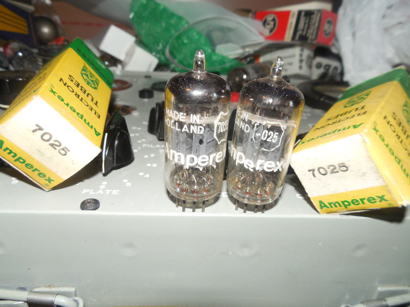 2 CLEAN 1959 AMPEREX HOLLAND BIG O GETTER LOW MICROPHONIC 7025/ 12AX7 TUBES